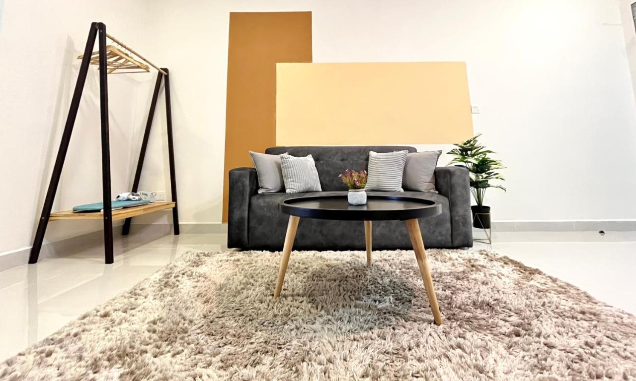 Core Soho Designer Suite @ Klia セパン エクステリア 写真